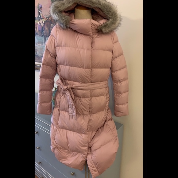 Uniqlo Jackets & Blazers - Uniqlo Ultra Light Down Belted Coat with Faux Fur Trim Hood